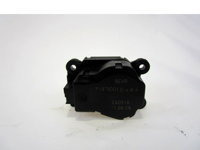 MOTORCEK OGREVANJA OEM N. P1975001U ORIGINAL REZERVNI DEL PEUGEOT 5008 0U 0E MK1 (2009 - 2013) DIESEL LETNIK 2010