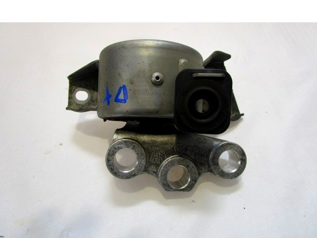 NOSILCI MOTORJA/DRUGO OEM N. 50508653 ORIGINAL REZERVNI DEL FIAT 500 L CINQUECENTO L L0 (2012-2017) DIESEL LETNIK 2014