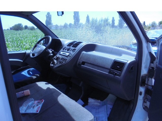 MERCEDES VITO 2.2 75KW D 5M (2001) RICAMBI IN MAGAZZINO