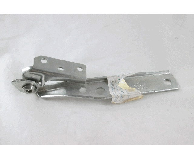 PANTI POKROVA MOTORJA OEM N. 4A0823302F ORIGINAL REZERVNI DEL AUDI 100 4A2 4A5 C4 BER/SW (1990 - 1994)DIESEL LETNIK 1990