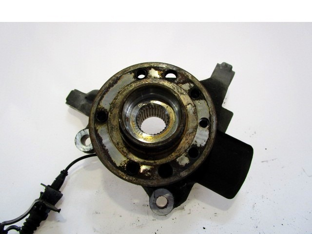 LEVI VRTLJIVI LEZAJ / PESTO KOLESA Z LEZAJEM SPREDAJ OEM N. 51748680 ORIGINAL REZERVNI DEL FIAT CROMA 194 MK2 R (11-2007 - 2010) DIESEL LETNIK 2008