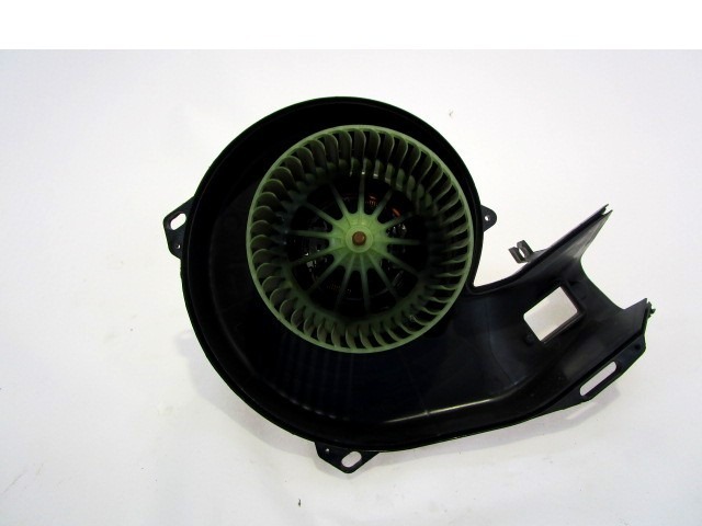 VENTILATOR  KABINE  OEM N. 13124703 ORIGINAL REZERVNI DEL OPEL MERIVA A X03 R (2006 - 2010) BENZINA/GPL LETNIK 2010