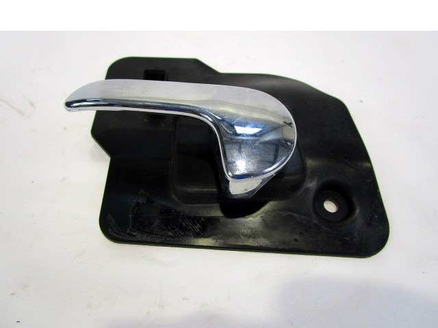 NOTRANJA KLJUKA  OEM N. 13121858 ORIGINAL REZERVNI DEL OPEL MERIVA A X03 R (2006 - 2010) BENZINA/GPL LETNIK 2010