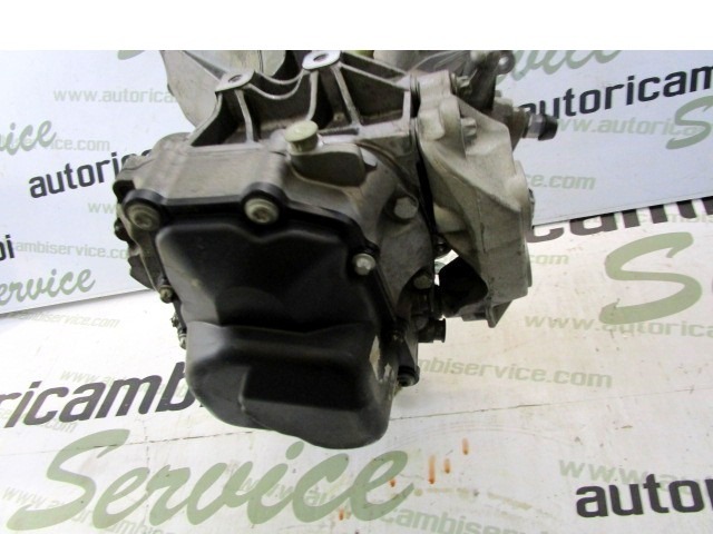 ROCNI MENJALNIK OEM N. 55566122 55579099 ORIGINAL REZERVNI DEL OPEL MERIVA A X03 R (2006 - 2010) BENZINA/GPL LETNIK 2010