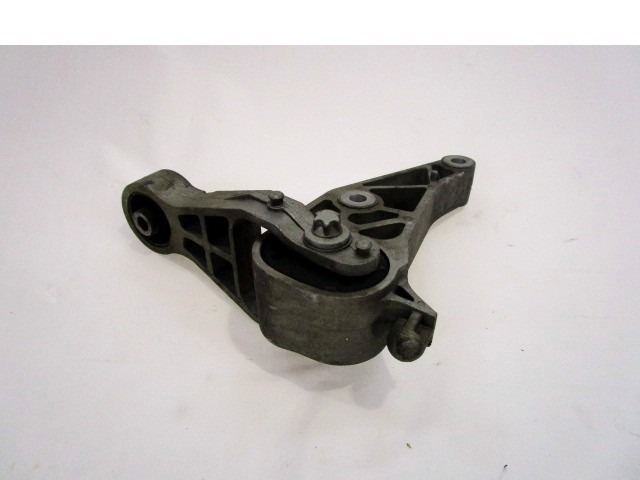 NOSILCI MOTORJA/DRUGO OEM N. 13117089 13117088 ORIGINAL REZERVNI DEL OPEL MERIVA A X03 R (2006 - 2010) BENZINA/GPL LETNIK 2010