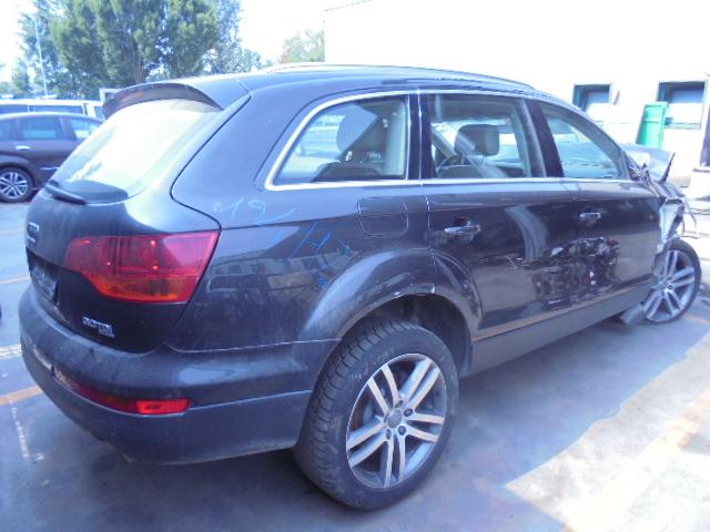 AUDI Q7 3.0 176KW 5P D AUT (2008) RICAMBI IN MAGAZZINO