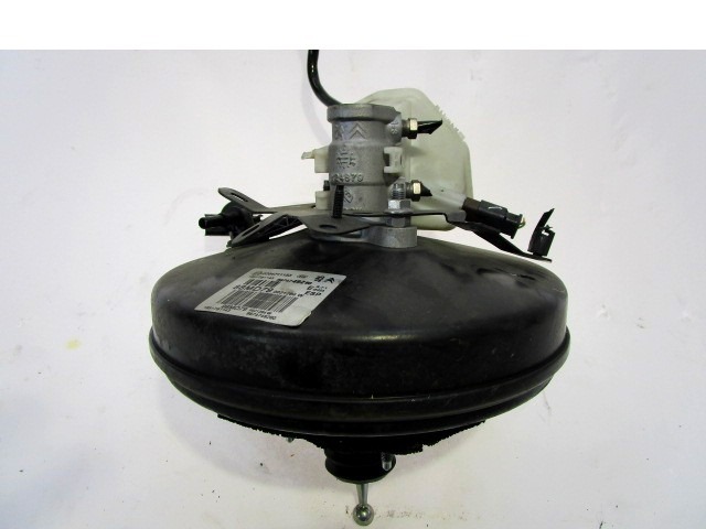 SERVO OJACEVALNIK ZAVOR S PUMPO OEM N. 0204711153 9674749280 ORIGINAL REZERVNI DEL CITROEN C4 MK2 (2010 - 2018) DIESEL LETNIK 2011