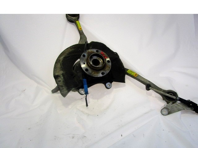 VRTLJIVI LEZAJ DESNO / PESTO KOLESA Z LEZAJEM SPREDAJ OEM N. 31216760954 ORIGINAL REZERVNI DEL BMW SERIE 5 E60 E61 (2003 - 2010) DIESEL LETNIK 2004