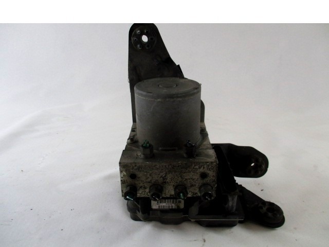 ABS AGREGAT S PUMPO OEM N. 265234601 ORIGINAL REZERVNI DEL RENAULT MEGANE MK2 BM0/1 CM0/1 EM0/1 KM0/1 LM0/1 BER/GRANDTOUR  (10/2002 - 02/2006) DIESEL LETNIK 2006