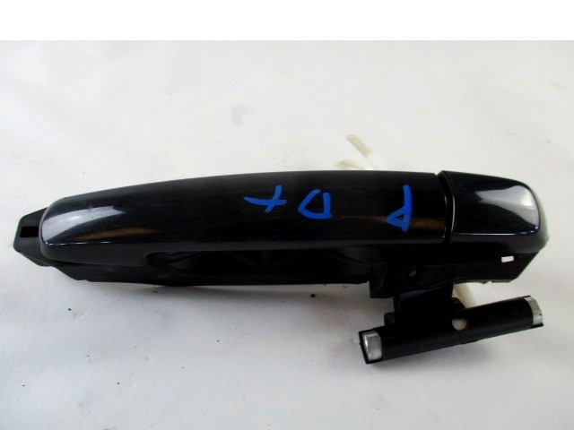 ZUNANJA KLJUKA ZADNJA DESNA VRATA OEM N. 82812-63J00-ZCC ORIGINAL REZERVNI DEL SUZUKI SWIFT MZ EZ MK3 (2004 - 2010) BENZINA LETNIK 2009