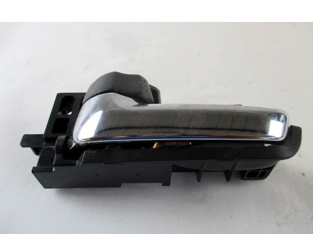 NOTRANJA KLJUKA  OEM N. 83130-62J10-BWL ORIGINAL REZERVNI DEL SUZUKI SWIFT MZ EZ MK3 (2004 - 2010) BENZINA LETNIK 2009