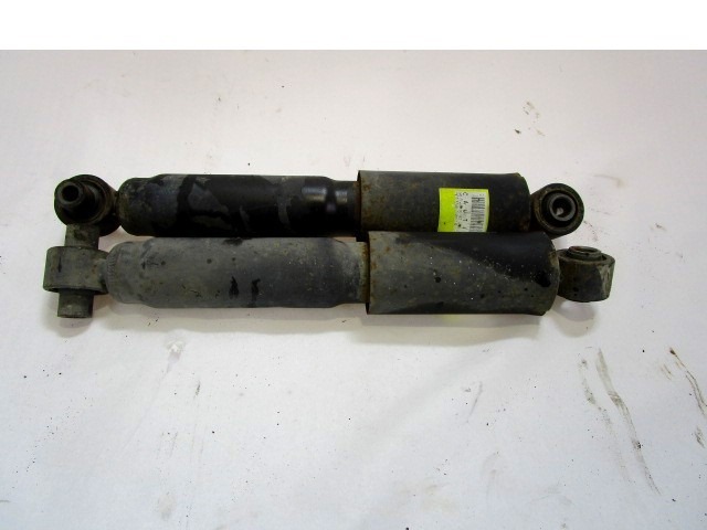 ZADNJI AMORTIZERJI OEM N. LE3128700C ORIGINAL REZERVNI DEL MAZDA MPV LW MK2 (1999 - 2006) DIESEL LETNIK 2004