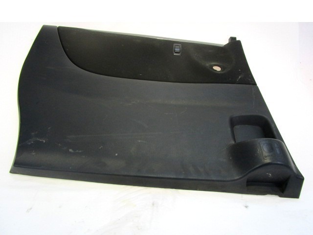 VRATNI PANEL OEM N. PNPSTMZMPVLWMK2MV5P ORIGINAL REZERVNI DEL MAZDA MPV LW MK2 (1999 - 2006) DIESEL LETNIK 2004