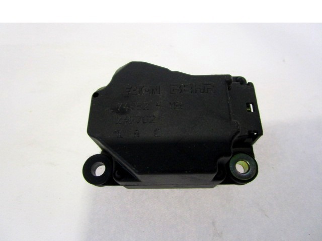 MOTORCEK OGREVANJA OEM N. 74932F ORIGINAL REZERVNI DEL VOLVO V70 MK2 285 (2000 - 2007) DIESEL LETNIK 2003