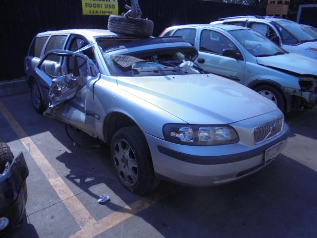 VOLVO V70 SW 2.5 D 103KW 6M 5P (2000) RICAMBI IN MAGAZZINO