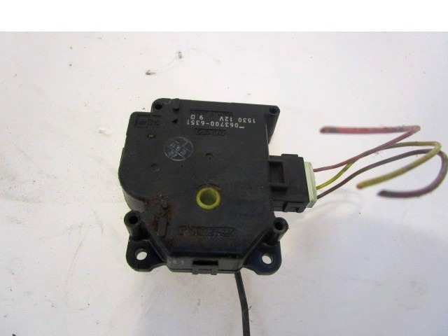 MOTORCEK OGREVANJA OEM N. 063700-6351 ORIGINAL REZERVNI DEL MAZDA MPV LW MK2 (1999 - 2006) DIESEL LETNIK 2002