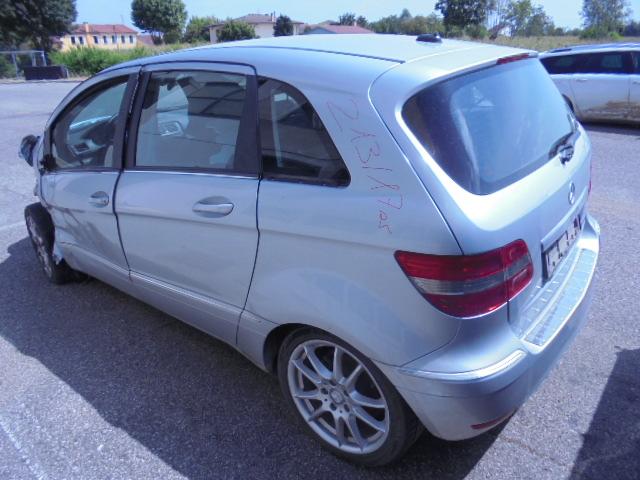 MERCEDES CLASSE B W245 2.0 D 80KW 6M 5P (2011) RICAMBI IN MAGAZZINO