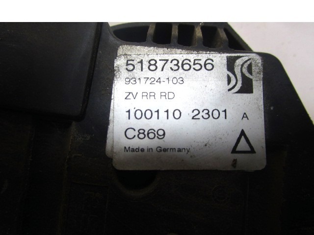 CENTRALNO ZAKLEPANJE ZADNJIH DESNIH VRAT OEM N. 51873656 ORIGINAL REZERVNI DEL FIAT PUNTO EVO 199 (2009 - 2012)  DIESEL LETNIK 2010