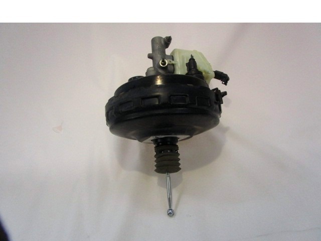 SERVO OJACEVALNIK ZAVOR S PUMPO OEM N. 7L8612101D ORIGINAL REZERVNI DEL AUDI Q7 4L (2005 - 2015) DIESEL LETNIK 2008