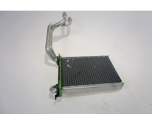 GRELEC RADIATORJA OEM N. 271159831R ORIGINAL REZERVNI DEL RENAULT MEGANE MK3 BZ0/1 B3 DZ0/1 KZ0/1 BER/SPORTOUR/ESTATE (2009 - 2015) BENZINA LETNIK 2010