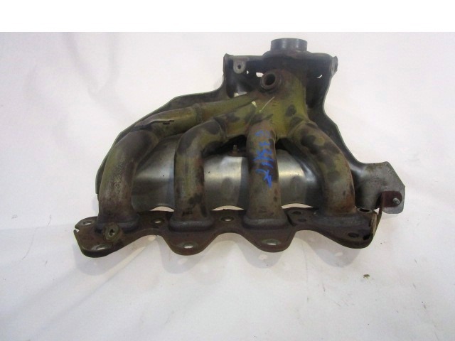 IZPUSNI KOLEKTOR OEM N. 8200543309 ORIGINAL REZERVNI DEL RENAULT MEGANE MK3 BZ0/1 B3 DZ0/1 KZ0/1 BER/SPORTOUR/ESTATE (2009 - 2015) BENZINA LETNIK 2010