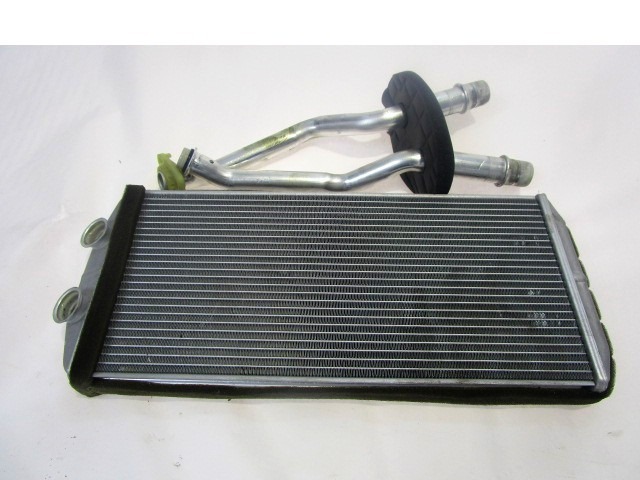 GRELEC RADIATORJA OEM N. 5E2210400 ORIGINAL REZERVNI DEL PEUGEOT PARTNER TEPEE MK2 (2008 - 2015) DIESEL LETNIK 2010