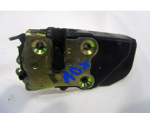 CENTRALNI ZAKLEP SPREDNJIH VRAT  OEM N. 05027958AC ORIGINAL REZERVNI DEL CHRYSLER PT CRUISER PT (2000 - 2010) BENZINA LETNIK 2001