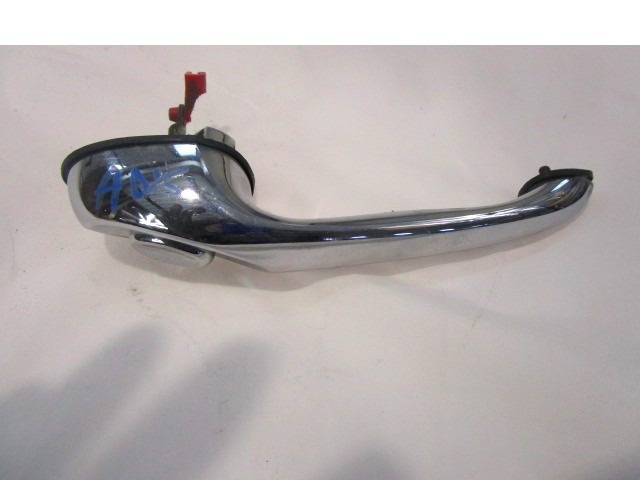 ZUNANJA KLJUKA SPREDNJA DESNA VRATA OEM N. 04724912AD ORIGINAL REZERVNI DEL CHRYSLER PT CRUISER PT (2000 - 2010) BENZINA LETNIK 2001