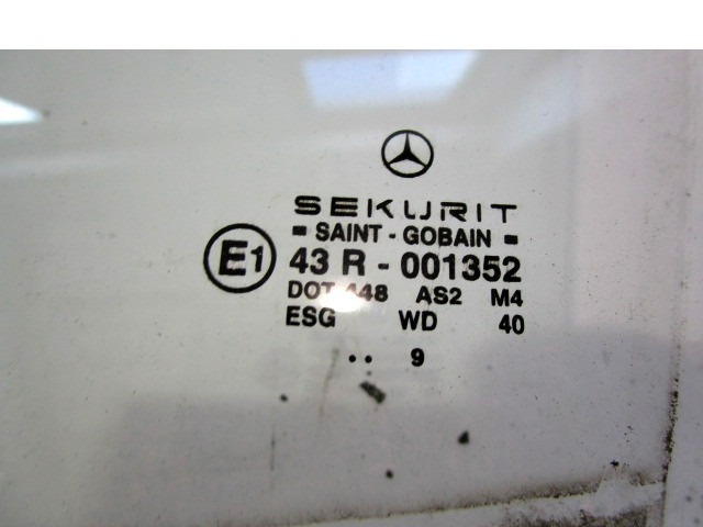 STEKLO SPREDNJIH LEVIH VRAT OEM N. A1687251110 ORIGINAL REZERVNI DEL MERCEDES CLASSE A W168 5P V168 3P 168.031 168.131 (1997 - 2000) BENZINA LETNIK 1999