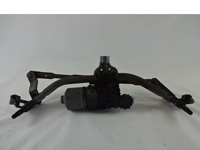 MOTORCEK PREDNJIH BRISALCEV OEM N. 9650380780 ORIGINAL REZERVNI DEL PEUGEOT 207 / 207 CC WA WC WD WK (2006 - 05/2009) DIESEL LETNIK 2006