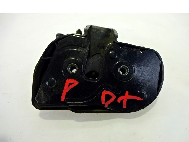 CENTRALNO ZAKLEPANJE ZADNJIH DESNIH VRAT OEM N. 2K0843604 ORIGINAL REZERVNI DEL VOLKSWAGEN CADDY 2KB 2KJ 2CB 2CJ MK3 (2004 - 2010)DIESEL LETNIK 2012