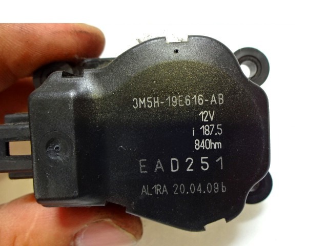 MOTORCEK OGREVANJA OEM N. 3M5H-19E616-AB ORIGINAL REZERVNI DEL FORD KUGA MK1 (05/2008 - 2012) DIESEL LETNIK 2009