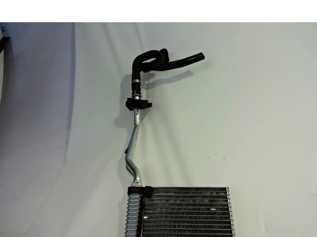 GRELEC RADIATORJA OEM N. 1317081 ORIGINAL REZERVNI DEL FORD KUGA MK1 (05/2008 - 2012) DIESEL LETNIK 2009