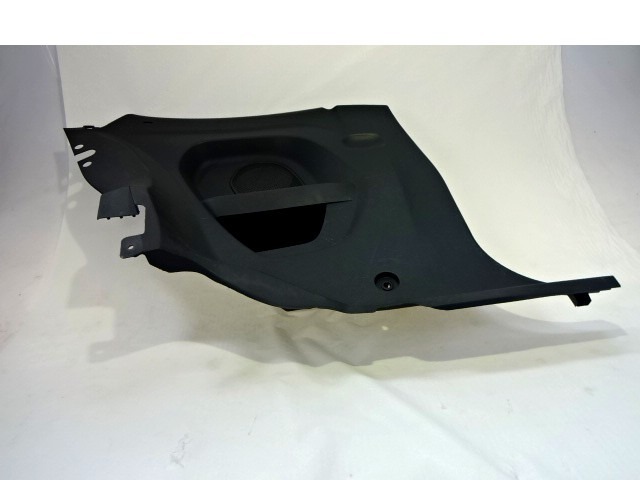 NOTRANJA OBLOGA ZADNJEGA BOKA  OEM N. 8A61-B31013-A ORIGINAL REZERVNI DEL FORD FIESTA CB1 CNN MK6 (09/2008 - 11/2012) BENZINA/GPL LETNIK 2009