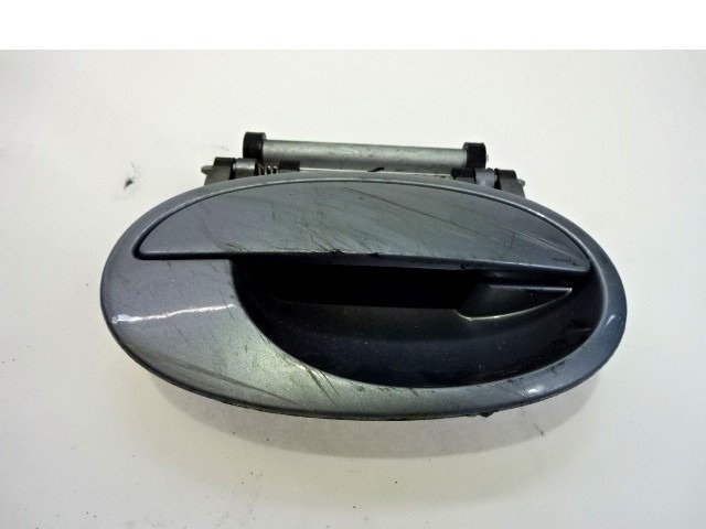 ZUNANJA KLJUKA SPREDNJA DESNA VRATA OEM N. 9201077 ORIGINAL REZERVNI DEL OPEL CORSA C X01 R (2004 - 10/2006) DIESEL LETNIK 2006