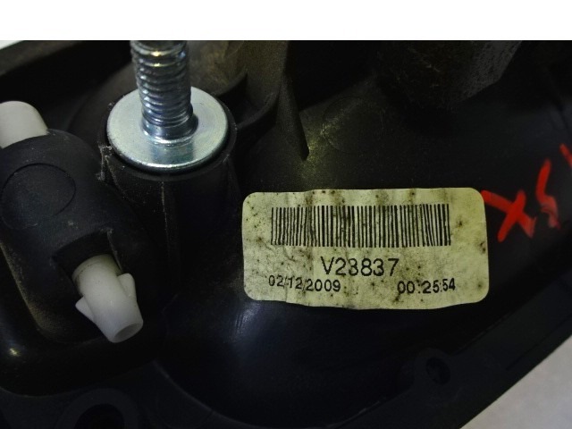 ZUNANJA KLJUKA SPREDNJA LEVA VRATA OEM N. 9143V7 ORIGINAL REZERVNI DEL PEUGEOT BIPPER AA R (2007 - 2016) DIESEL LETNIK 2010