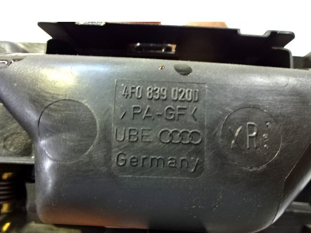 NOTRANJA KLJUKA  OEM N. 4F0839020D ORIGINAL REZERVNI DEL AUDI A6 C6 4F2 4FH 4F5 BER/SW/ALLROAD (07/2004 - 10/2008) DIESEL LETNIK 2005