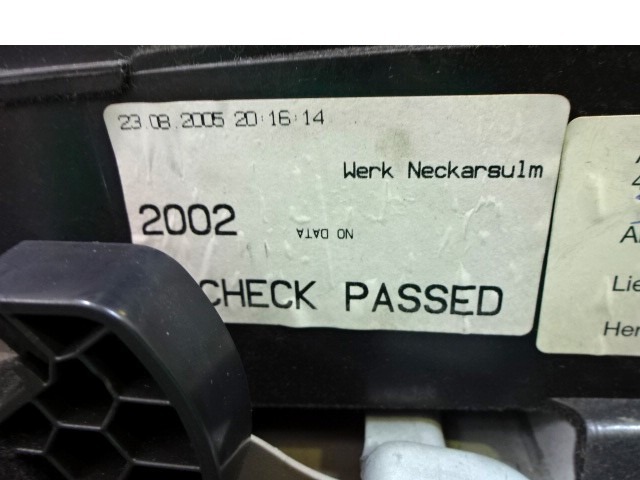 PREDAL ZA DOKUMENTE OEM N. 4F1857035 ORIGINAL REZERVNI DEL AUDI A6 C6 4F2 4FH 4F5 BER/SW/ALLROAD (07/2004 - 10/2008) DIESEL LETNIK 2005