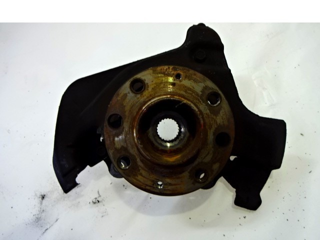 LEVI VRTLJIVI LEZAJ / PESTO KOLESA Z LEZAJEM SPREDAJ OEM N. 51776378 ORIGINAL REZERVNI DEL FIAT GRANDE PUNTO 199 (2005 - 2012) BENZINA LETNIK 2006