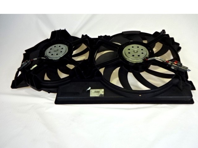 VENTILATOR HLADILNIKA OEM N. 874734G 05005417AD ORIGINAL REZERVNI DEL CHRYSLER VOYAGER/GRAN VOYAGER RG RS MK4 (2001 - 2007) DIESEL LETNIK 2005