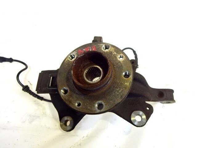 VRTLJIVI LEZAJ DESNO / PESTO KOLESA Z LEZAJEM SPREDAJ OEM N. 400147163R 402020009R ORIGINAL REZERVNI DEL RENAULT MEGANE MK3 BZ0/1 B3 DZ0/1 KZ0/1 BER/SPORTOUR/ESTATE (2009 - 2015) DIESEL LETNIK 2009