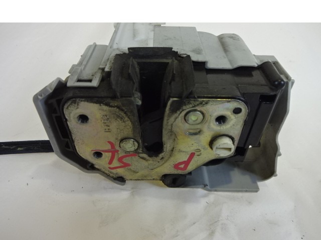 CENTRALNA KLJUCAVNICA ZADJIH LEVIH VRAT OEM N. 51827960 ORIGINAL REZERVNI DEL FIAT BRAVO 198 (02/2007 - 2010) BENZINA/GPL LETNIK 2009