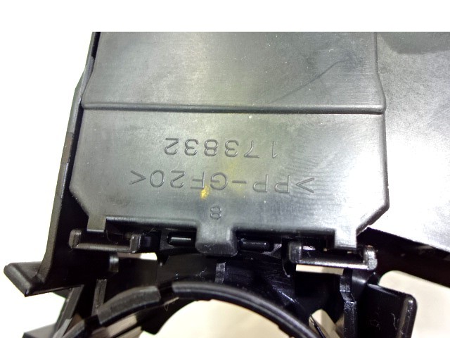 KRMILO SMERNIKI OEM N. 8414042111 8465252290 ORIGINAL REZERVNI DEL SUBARU TREZIA (2011 - 2014)DIESEL LETNIK 2011