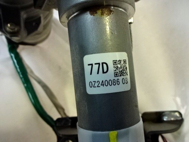 VOLANSKI DROG OEM N. 45250-52602 ORIGINAL REZERVNI DEL SUBARU TREZIA (2011 - 2014)DIESEL LETNIK 2011