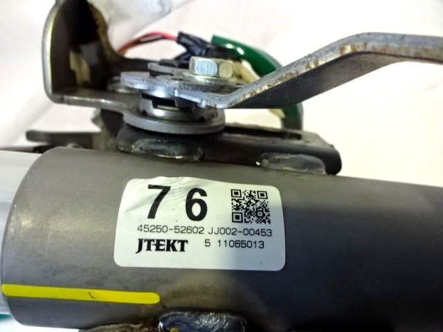 VOLANSKI DROG OEM N. 45250-52602 ORIGINAL REZERVNI DEL SUBARU TREZIA (2011 - 2014)DIESEL LETNIK 2011