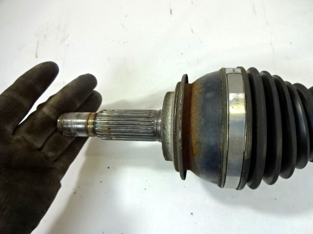 LEVA SPREDNJA POGONSKA GRED  OEM N. 4342052290 ORIGINAL REZERVNI DEL SUBARU TREZIA (2011 - 2014)DIESEL LETNIK 2011