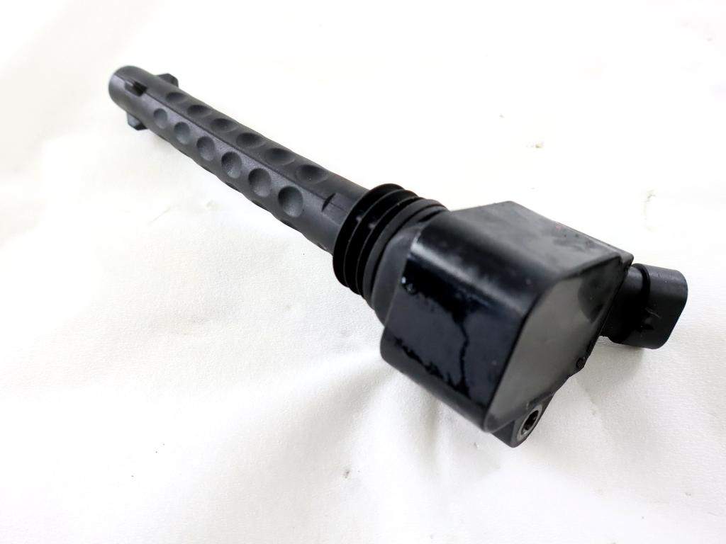 VZIGALNE TULJAVE OEM N. 221504024 ORIGINAL REZERVNI DEL FIAT GRANDE PUNTO 199 (2005 - 2012) BENZINA LETNIK 2008