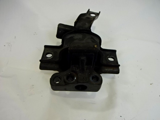 NOSILCI MOTORJA/DRUGO OEM N. 218100X200 ORIGINAL REZERVNI DEL HYUNDAI I10 PA MK1 (2008 - 11/2010) BENZINA/GPL LETNIK 2010