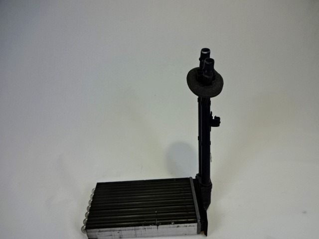 GRELEC RADIATORJA OEM N. 6448K9 ORIGINAL REZERVNI DEL CITROEN C3 / PLURIEL MK1R (09/2005 - 11/2010) DIESEL LETNIK 2008