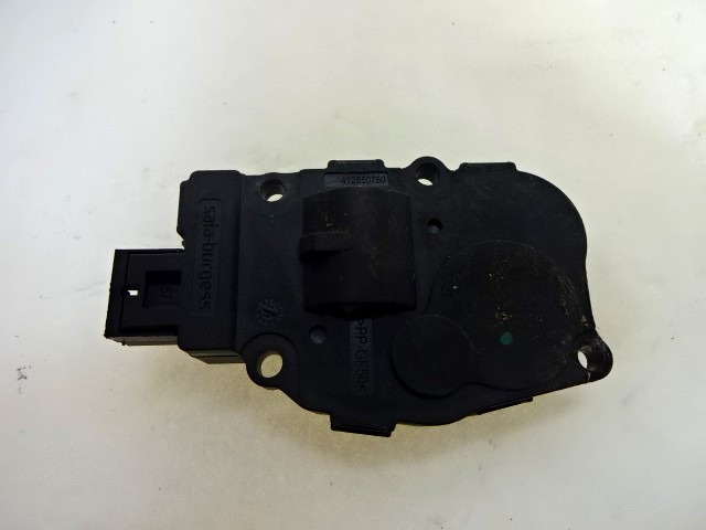 MOTORCEK OGREVANJA OEM N. 410475520 ORIGINAL REZERVNI DEL MERCEDES CLASSE B W245 T245 5P (2005 - 2011) DIESEL LETNIK 2011